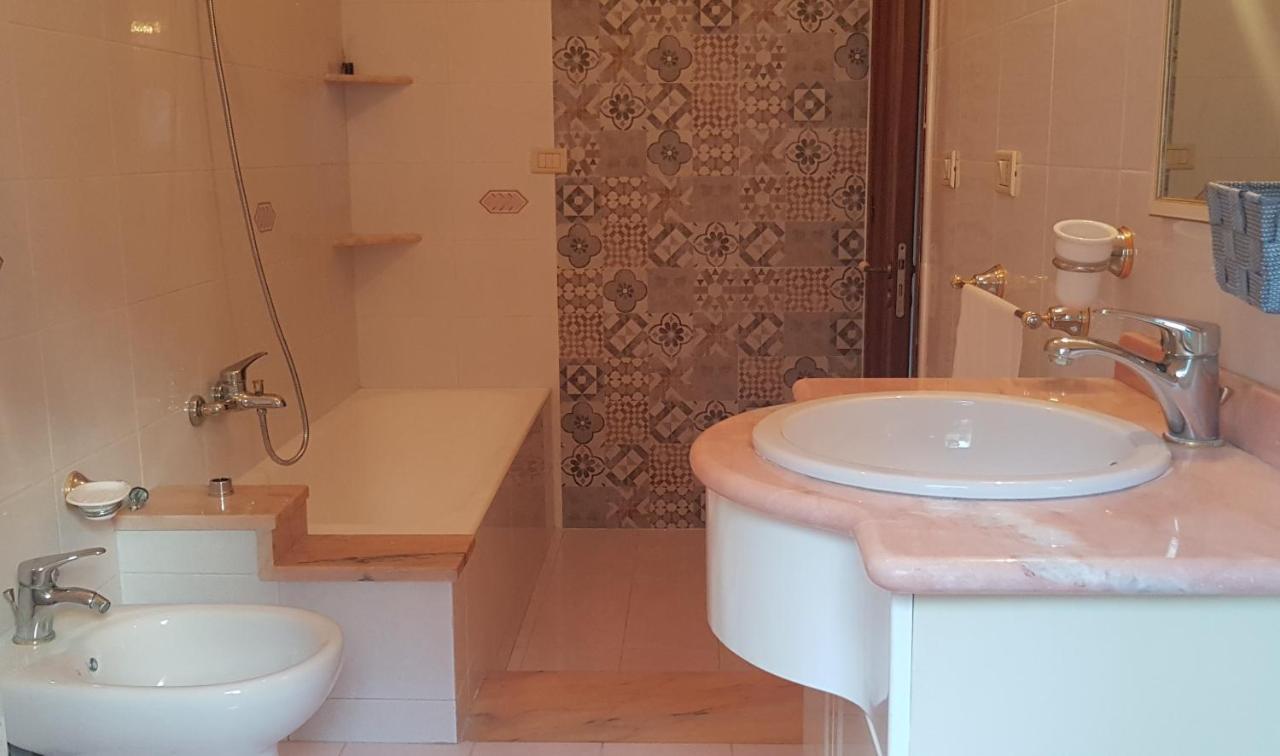 B&B La Costa Di Naxos 지아르디니낙소스 외부 사진