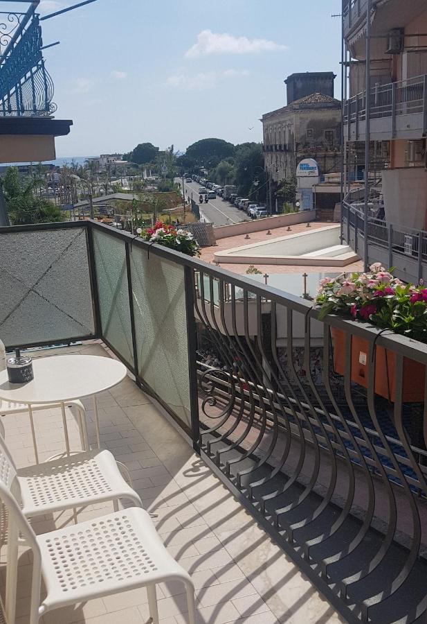 B&B La Costa Di Naxos 지아르디니낙소스 외부 사진